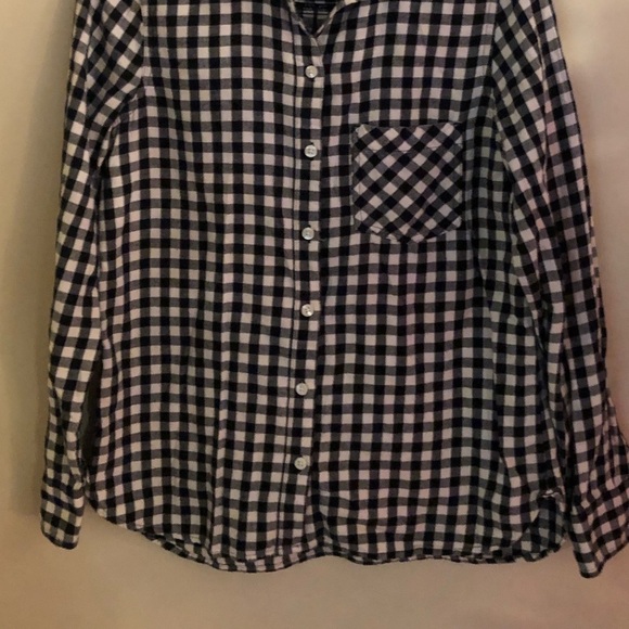 Old Navy button down the classic shirt size small long sleeve plaid - Picture 4 of 8